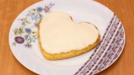 цитрусовые пирожные валентинки с фруктами