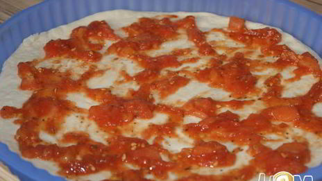 пицца карбонара с яйцом