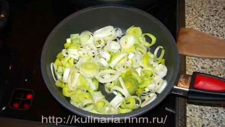 пицца овощная, усиленная ветчиной