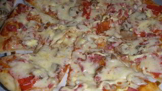 Пицца с грибами