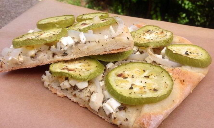 Рецепт пиццы с кабачками и ароматом базилика