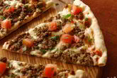 Пицца с мясным фаршем