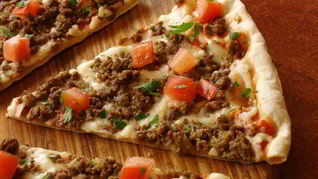 Пицца с мясным фаршем