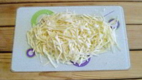 пицца с солеными огурцами