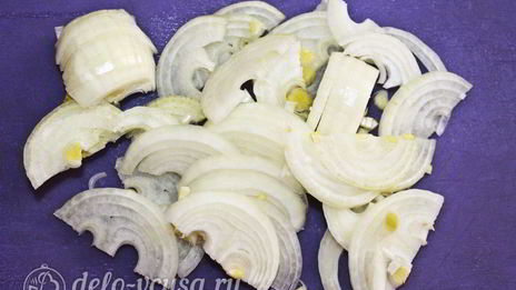 пицца с вареной колбасой и сыром