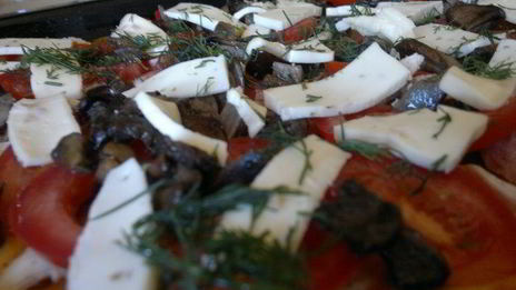 слоеная пицца с копченой грудкой