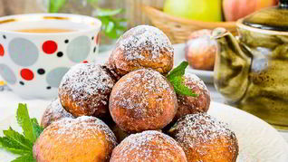 Банановые пончики