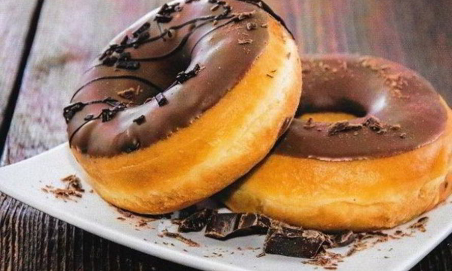 Рецепт домашних пончиков с шоколадной пастой
