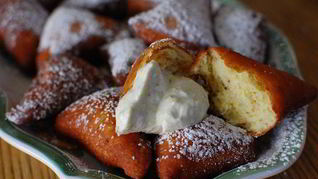 Фисташковые пончики