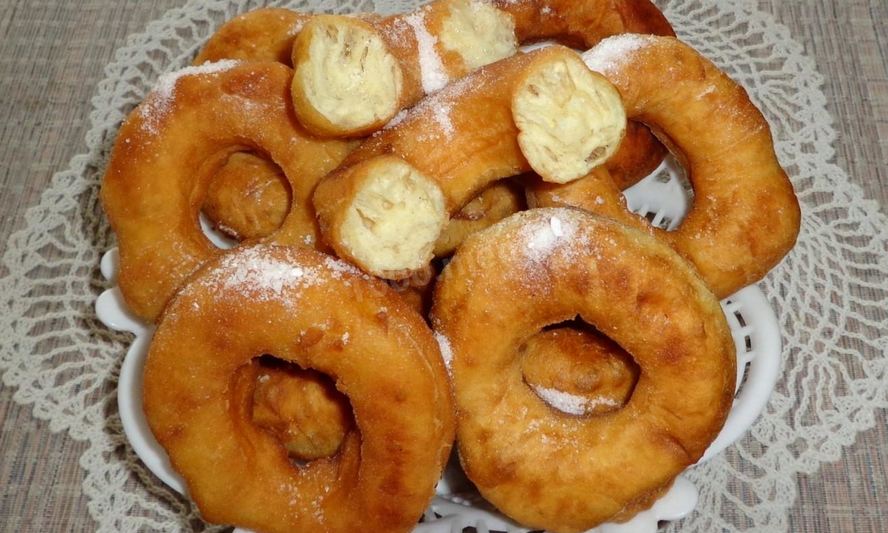 Рецепт пончиков на кефире за 15 минут