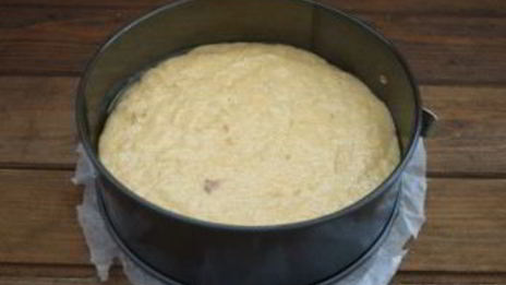 коврижка с вареньем на кефире