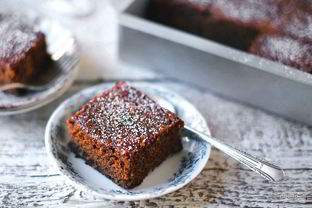 Постная коврижка с сухофруктами