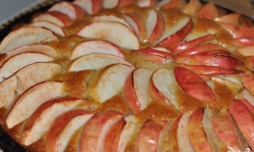 Рецепт постной коврижки с яблоками