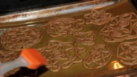 тетеры с медом — кружевные медовые пряники