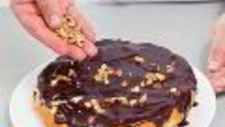 фруктовая шарлотка с шоколадной глазурью в мультиварке