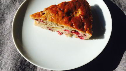 Шарлотка на кефире