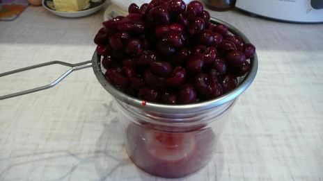 пирог с вишней в мультиварке типа шарлотка