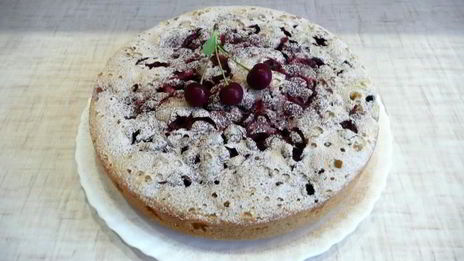 пирог с вишней в мультиварке типа шарлотка