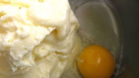 шарлотка с грушами