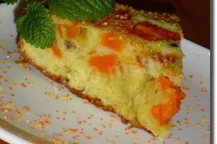 Шарлотка с тыквой и изюмом