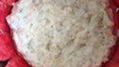 шарлотка с запеченным ревенем, баварским фисташковым кремом и клубникой