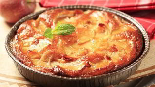 Яблочная шарлотка из духовки