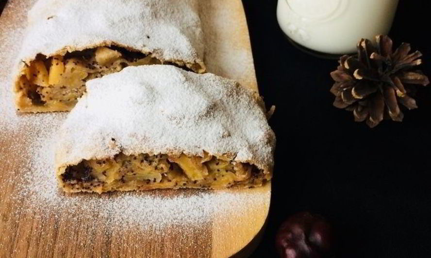 Рецепт штруделя с айвой, яблоками и маком