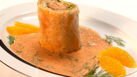 штрудель с горбушей и нутовой пастой