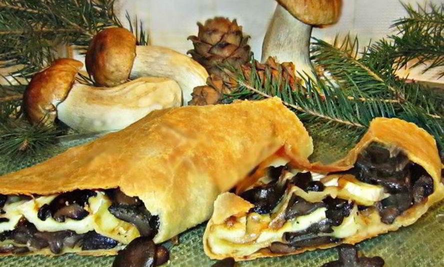 Рецепт штруделя с лесными грибами и сыром бри