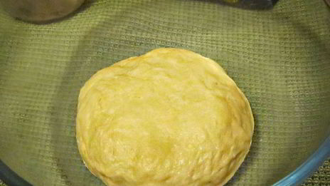 штрудель с лесными грибами и сыром бри