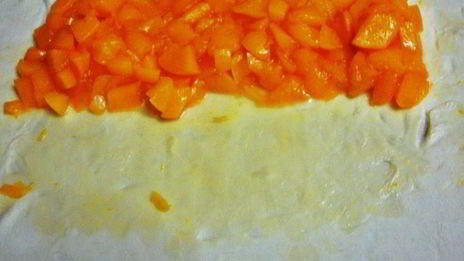 штрудель с персиками