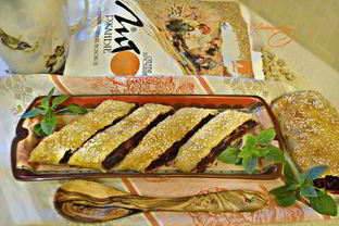 Штрудель со свеклой, сыром и шпинатом