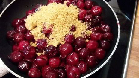 вишневый штрудель