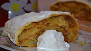 Яблочно-миндальный штрудель