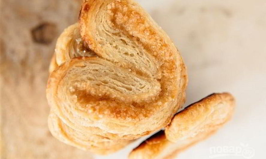 Рецепт слоек из слоеного теста с сахаром