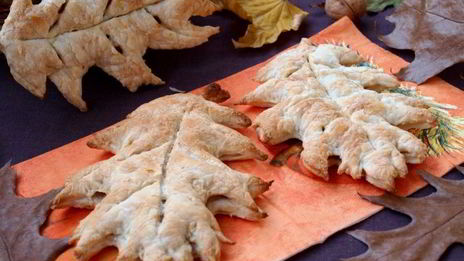 слойки с айвой и грецкими орехами