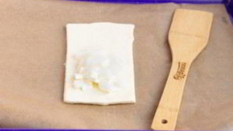 слойки с дыней и сыром