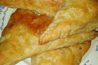 Слойки с курицей и сыром