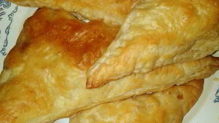 Слойки с курицей и сыром