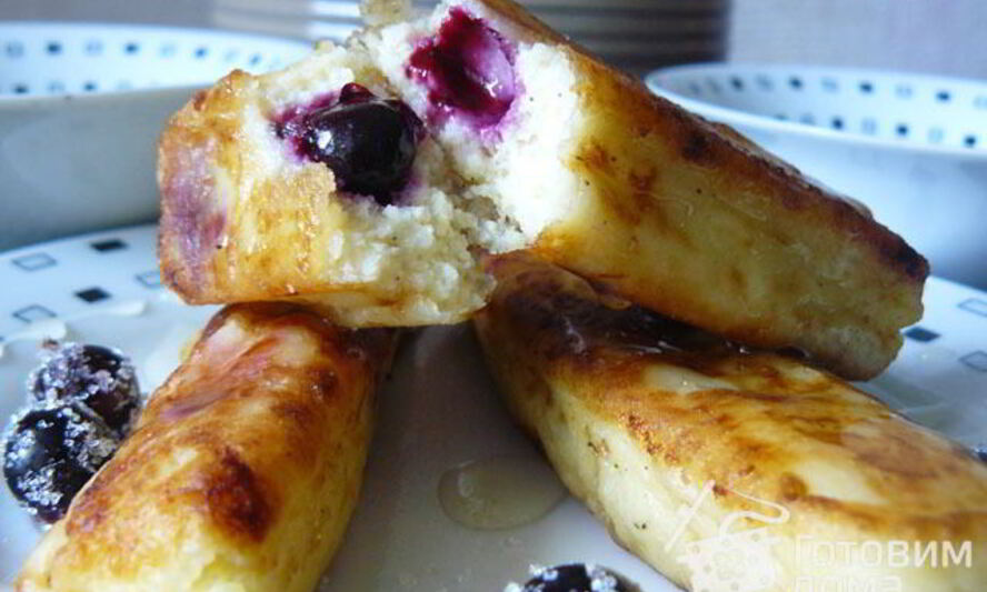 Рецепт сырников полешки с черной смородиной