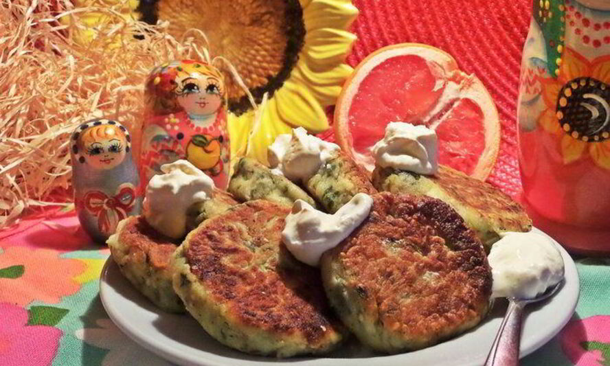 Рецепт сырников со шпинатом и кунжутом