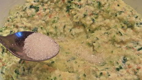 сырники со шпинатом и кунжутом