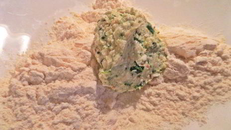 сырники со шпинатом и кунжутом