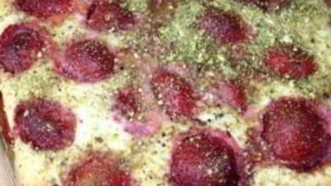 творожник с клубникой