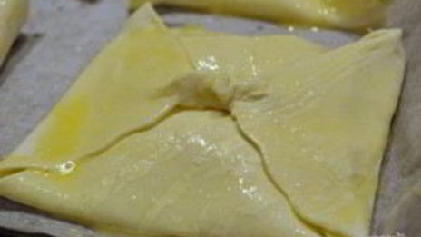 слоеное бездрожжевое тесто с творогом