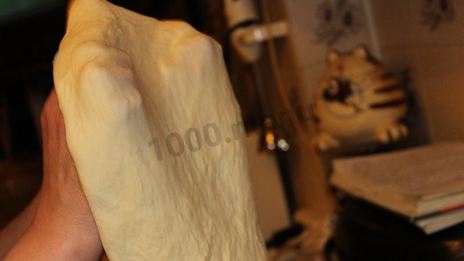 тонкое тесто и соус для итальянской пиццы