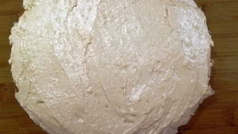 бисквитный торт с арахисовым кремом