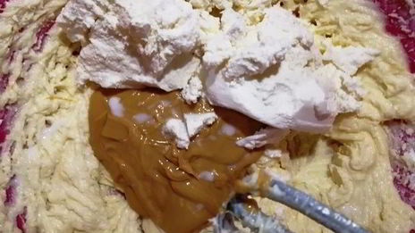 бисквитный торт с арахисовым кремом