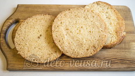 медовик с черносливом