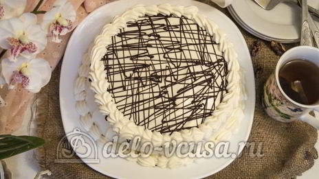 медовик с черносливом